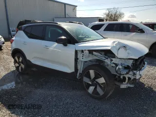 2024 Volvo XC40 Plus z VIN YV4ER3XL3R2240719, wystawiony jako Copart lot #43649755 z przebiegiem 1 281 mil mil oraz Szkoda całkowita • Salvage title. Historia ofert i sprzedaży dostępna na DreamBid. Obrazek 4.