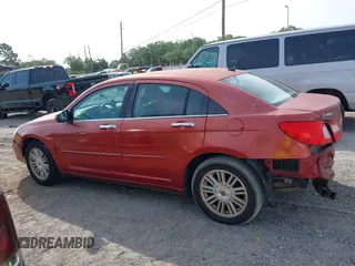 2007 Chrysler Sebring Limited z VIN 1C3LC66K27N529614, wystawiony jako IAAI lot #42198818 z przebiegiem 256 298 mil mil oraz . Historia ofert i sprzedaży dostępna na DreamBid. Obrazek 14.