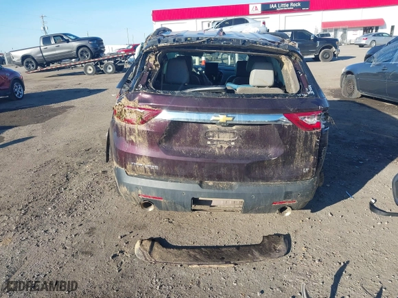 2019 Chevrolet Traverse LT Leather with VIN 1GNERHKWXKJ140685, listed as a IAAI auction lot 41235163 with 122,875 mi miles. Bid and sale history available at carsss.com. Image 16.