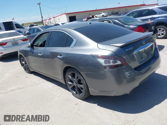 2014 Nissan Maxima SV z VIN 1N4AA5AP1EC440170, wystawiony jako IAAI lot #42837930 z przebiegiem 100 309 mil mil oraz . Historia ofert i sprzedaży dostępna na DreamBid. Obrazek 3.