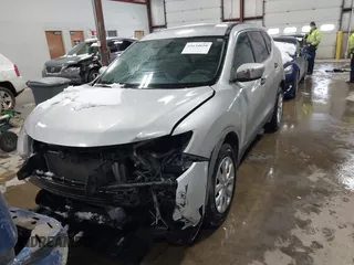 2016 Nissan Rogue SL with VIN 5N1AT2MV2GC813776, listed as a IAAI auction lot 41634610 with Not Provided miles and . Bid and sale history available at DreamBid. Image 12.