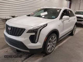 2020 Cadillac XT4 AWD Premium Luxury with VIN 1GYFZDR47LF073892, listed as a IAAI auction lot 42173334 with 40,289 mi miles. Bid and sale history available at carsss.com. Image 17.