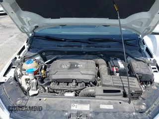 2015 Volkswagen Jetta SE with VIN 3VWD17AJ7FM356897, listed as a IAAI auction lot 42431731 with 121,184 mi miles and . Bid and sale history available at DreamBid. Image 10.