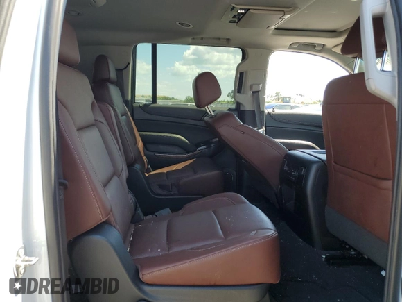 2019 Chevrolet Suburban Premier with VIN 1GNSKJKJ7KR339570, listed as a Copart auction lot 60350984 with 114,689 mi miles and Non Repairable. Bid and sale history available at DreamBid. Image 10.
