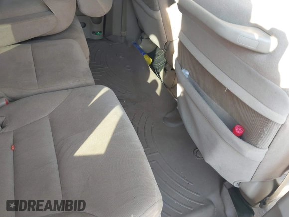 2007 Honda Odyssey EX with VIN 5FNRL38437B074662, listed as a IAAI auction lot 40716076 with 228,344 mi miles. Bid and sale history available at carsss.com. Image 8.