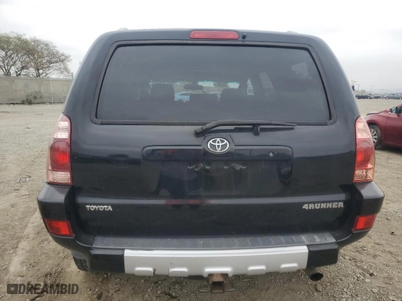 2005 Toyota 4Runner SR5 with VIN JTEZU14R058039492, listed as a Copart auction lot 53201305 with 226,433 mi miles and Salvage Title. Bid and sale history available at carsss.com. Image 6.
