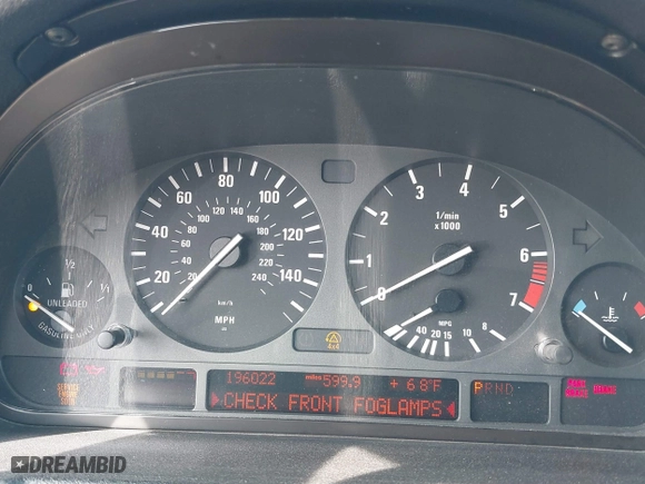 2005 BMW X5 3.0i with VIN 5UXFA13555LY20390, listed as a IAAI auction lot 41903119 with 196,022 mi miles. Bid and sale history available at carsss.com. Image 7.