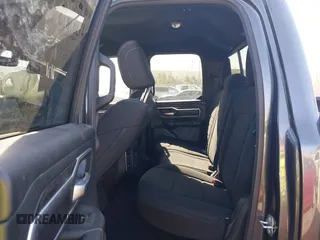 2022 Ram 1500 Big Horn z VIN 1C6RREBT1NN436343, wystawiony jako IAAI lot #41367073 z przebiegiem 13 784 mil mil oraz . Historia ofert i sprzedaży dostępna na DreamBid. Obrazek 8.