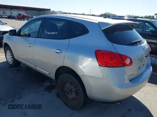 2011 Nissan Rogue S z VIN JN8AS5MT8BW573703, wystawiony jako IAAI lot #41658575 z przebiegiem 145 015 mil mil oraz . Historia ofert i sprzedaży dostępna na DreamBid. Obrazek 3.