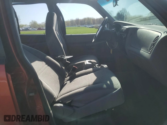 1999 Ford Explorer XL с VIN 1FMZU34X6XUC04398, выставлен на аукционе Copart как лот 54474995 с пробегом 31 640 миль миль и Списание • Salvage title. История ставок и продаж доступна на DreamBid. Изображение 7.