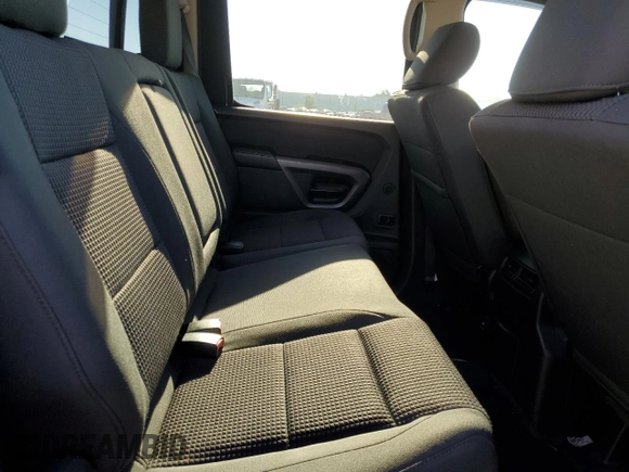 2015 Nissan Titan SV z VIN 1N6BA0ED7FN506693, wystawiony jako Copart lot #72467303 z przebiegiem 46 260 mil mil oraz Szkoda całkowita • Salvage title. Historia ofert i sprzedaży dostępna na DreamBid. Obrazek 10.