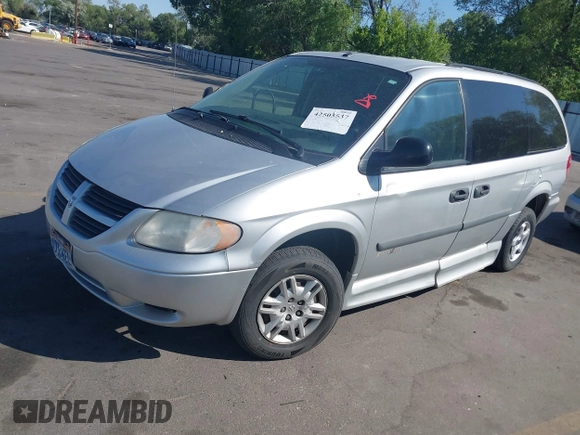 2007 Dodge Grand Caravan SE with VIN 1D4GP24R77B185034, listed as a IAAI auction lot 42503537 with 153,150 mi miles and . Bid and sale history available at DreamBid. Image 2.