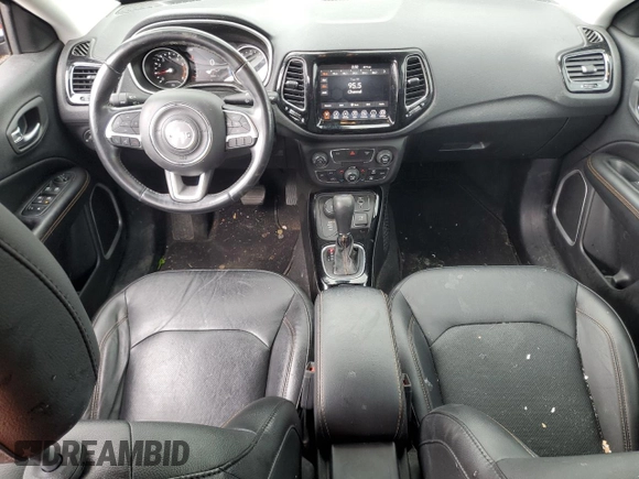2020 Jeep Compass Limited с VIN 3C4NJDCB0LT233813, выставлен на аукционе Copart как лот 58119515 с пробегом 34 341 миль миль и Списание • Salvage title. История ставок и продаж доступна на DreamBid. Изображение 8.