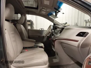 2014 Toyota Sienna XLE с VIN 5TDYK3DC5ES423745, выставлен на аукционе IAAI как лот 42455273 с пробегом 103 063 миль миль и . История ставок и продаж доступна на DreamBid. Изображение 5.