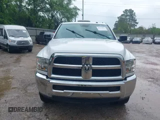 2017 Ram 2500 z VIN 3C6LR5BT6HG683506, wystawiony jako IAAI lot #41934017 z przebiegiem 68 942 mil mil oraz . Historia ofert i sprzedaży dostępna na DreamBid. Obrazek 12.
