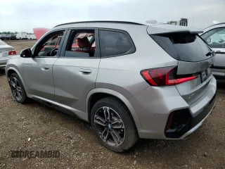 2023 BMW X1 xDrive28i with VIN WBX73EF07P5X69766, listed as a Copart auction lot 62490105 with 9,193 mi miles and Salvage title. Bid and sale history available at DreamBid. Image 2.