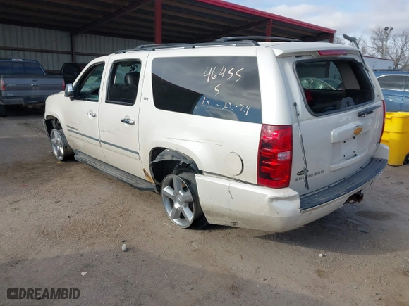2012 Chevrolet Suburban LTZ with VIN 1GNSKKE71CR251475, listed as a IAAI auction lot 41276204 with 241,316 mi miles. Bid and sale history available at carsss.com. Image 3.