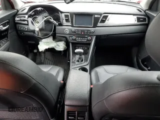 2019 Kia Niro Touring with VIN KNDCE3LC0K5234392, listed as a Copart auction lot 42487485 with 0 mi miles and Salvage Title. Bid and sale history available at carsss.com. Image 8.