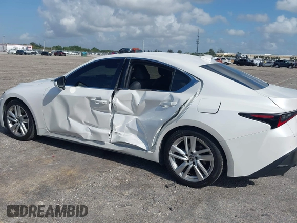 2021 Lexus IS 300 z VIN JTHCA1D2XM5112467, wystawiony jako IAAI lot #41944802 z przebiegiem 53 333 mil mil oraz . Historia ofert i sprzedaży dostępna na DreamBid. Obrazek 17.