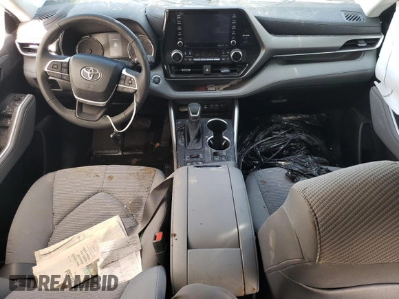 2022 Toyota Highlander LE z VIN 5TDBZRBH4NS246673, wystawiony jako Copart lot #40898463 z przebiegiem 2 366 mil mil oraz . Historia ofert i sprzedaży dostępna na DreamBid. Obrazek 8.