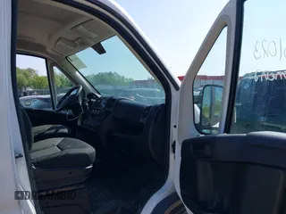 2017 Ram ProMaster Cargo with VIN 3C6TRVNG7HE532572, listed as a IAAI auction lot 42131023 with 82,963 mi miles and . Bid and sale history available at carsss.com. Image 5.