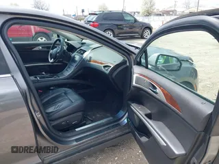 2014 Lincoln MKZ Hybrid with VIN 3LN6L2LU2ER813547, listed as a IAAI auction lot 42076647 with 168,132 mi miles and . Bid and sale history available at DreamBid. Image 5.