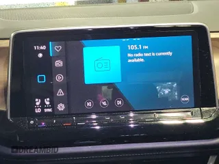 2024 Volkswagen Atlas SE with VIN 1V2HR2CA0RC555310, listed as a IAAI auction lot 42726962 with 18,978 mi miles and . Bid and sale history available at DreamBid. Image 9.