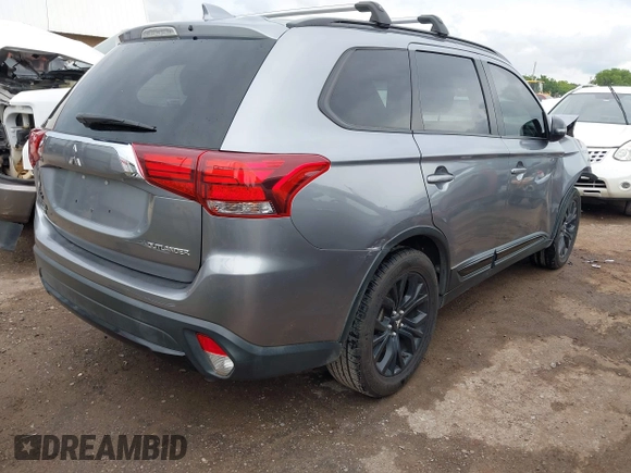 2018 Mitsubishi Outlander SE with VIN JA4AD3A36JZ054056, listed as a IAAI auction lot 42489296 with 98,200 mi miles and . Bid and sale history available at DreamBid. Image 4.