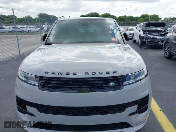 2024 Land Rover Range Rover Sport Dynamic SE z VIN SAL1L9FU7RA180295, wystawiony jako IAAI lot #42350067 z przebiegiem 10 776 mil mil oraz . Historia ofert i sprzedaży dostępna na DreamBid. Obrazek 17.