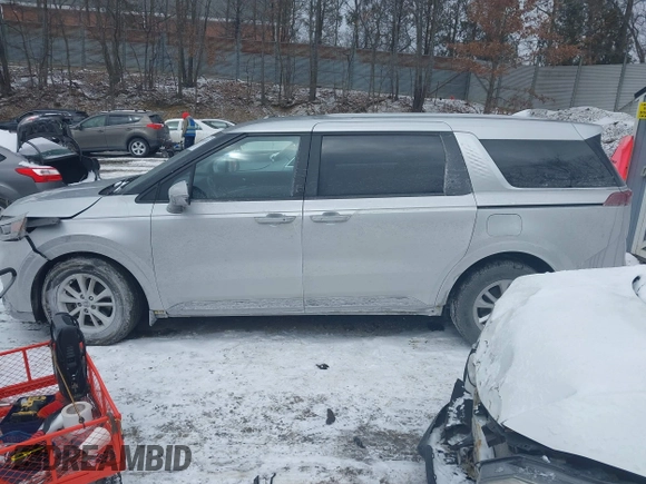 2023 Kia Carnival LX with VIN KNDNB4H36P6192571, listed as a IAAI auction lot 41631307 with 50,492 mi miles. Bid and sale history available at carsss.com. Image 14.
