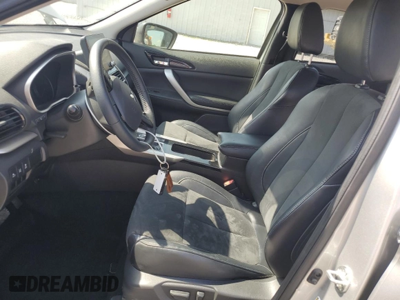 2022 Mitsubishi Eclipse Cross SE z VIN JA4ATWAAXNZ049788, wystawiony jako Copart lot #61927415 z przebiegiem 52 855 mil mil oraz Szkoda całkowita • Salvage title. Historia ofert i sprzedaży dostępna na DreamBid. Obrazek 7.