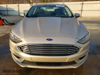 2017 Ford Fusion SE with VIN 3FA6P0H75HR388366, listed as a Copart auction lot 44427825 with 122,529 mi miles and Clean Title. Bid and sale history available at carsss.com. Image 5.