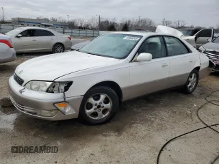 1998 Lexus ES 300 Luxury Sport Sdn with VIN JT8BF28G1W0144636, listed as a Copart auction lot 43066345 with 236,873 mi miles and Non Repairable. Bid and sale history available at carsss.com. Image 1.