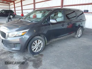 2016 Kia Sedona LX with VIN KNDMB5C12G6095407, listed as a IAAI auction lot 42068116 with 189,224 mi miles. Bid and sale history available at carsss.com. Image 2.