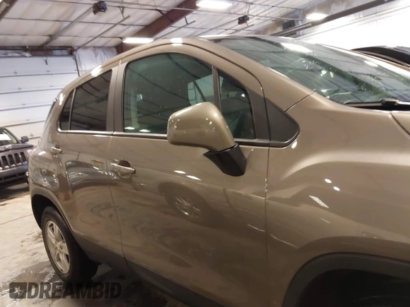 2022 Chevrolet Trax LS z VIN KL7CJNSM5NB509906, wystawiony jako IAAI lot #41833742 z przebiegiem 29 592 mil mil oraz . Historia ofert i sprzedaży dostępna na DreamBid. Obrazek 13.