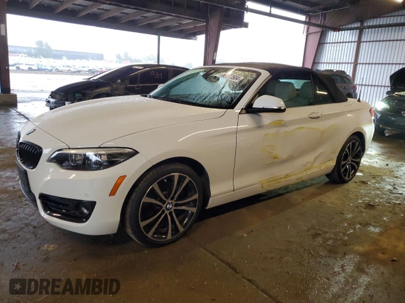 2020 BMW 2 Series 230i with VIN WBA2M7C04L7E23712, listed as a Copart auction lot 86177604 with 50,961 mi miles and Salvage Title. Bid and sale history available at carsss.com. Image 1.