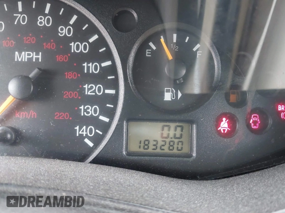 2003 Ford Focus SE z VIN 1FAFP34Z73W236474, wystawiony jako IAAI lot #39378102 z przebiegiem 183 280 mil mil oraz . Historia ofert i sprzedaży dostępna na DreamBid. Obrazek 7.