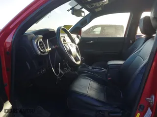 2017 Toyota Tacoma SR5 with VIN 5TFCZ5AN2HX088269, listed as a IAAI auction lot 41768936 with 196,625 mi miles. Bid and sale history available at carsss.com. Image 5.