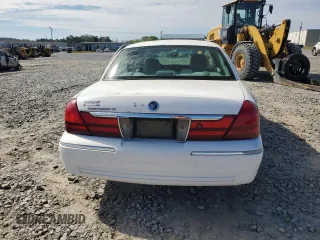 2004 Mercury Grand Marquis GS z VIN 2MEFM74WX4X640485, wystawiony jako Copart lot #50902855 z przebiegiem 104 350 mil mil oraz Szkoda całkowita • Salvage title. Historia ofert i sprzedaży dostępna na DreamBid. Obrazek 6.