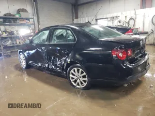 2010 Volkswagen Jetta Limited Edition с VIN 3VWAX7AJXAM099518, выставлен на аукционе Copart как лот 49046065 с пробегом 76 042 миль миль и Списание • Salvage title. История ставок и продаж доступна на DreamBid. Изображение 2.