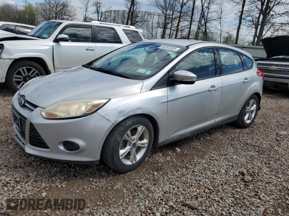 2014 Ford Focus SE z VIN 1FADP3K23EL379262, wystawiony jako Copart lot #54202305 z przebiegiem 144 237 mil mil oraz Szkoda całkowita • Salvage title. Historia ofert i sprzedaży dostępna na DreamBid. Obrazek 1.