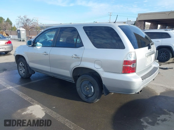 2004 Acura MDX with VIN 2HNYD18294H545516, listed as a IAAI auction lot 41620110 with 220,246 mi miles. Bid and sale history available at carsss.com. Image 3.