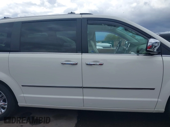 2009 Chrysler Town & Country Limited with VIN 2A8HR64X19R631211, listed as a IAAI auction lot 41744955 with 73,601 mi miles. Bid and sale history available at carsss.com. Image 14.