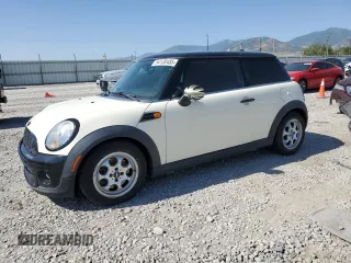 2012 MINI Hardtop z VIN WMWSU3C53CT256221, wystawiony jako Copart lot #64138485 z przebiegiem Nie podano mil oraz Czysty tytuł • Clean title. Historia ofert i sprzedaży dostępna na DreamBid. Obrazek 1.