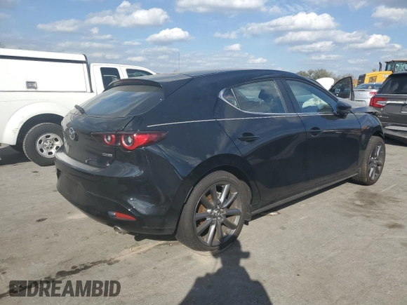 2023 Mazda Mazda3 Hatchback 2.5 S Select with VIN JM1BPAKM5P1600639, listed as a Copart auction lot 39928703 with 5,902 mi miles. Bid and sale history available at carsss.com. Image 3.