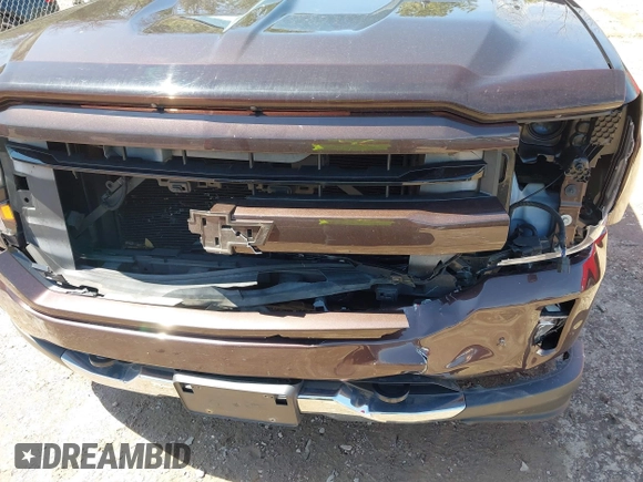 2016 Chevrolet Silverado 1500 LT with VIN 3GCUKREC3GG305792, listed as a IAAI auction lot 42083847 with 72,325 mi miles and . Bid and sale history available at DreamBid. Image 6.