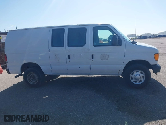 2007 Ford Econoline Cargo with VIN 1FTSE34L17DA94456, listed as a IAAI auction lot 42028321 with 20,632 mi miles and . Bid and sale history available at carsss.com. Image 13.