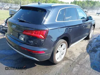 2018 Audi Q5 Premium Plus z VIN WA1BNAFY0J2217142, wystawiony jako IAAI lot #42049376 z przebiegiem 84 100 mil mil oraz . Historia ofert i sprzedaży dostępna na DreamBid. Obrazek 4.