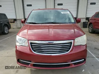 2011 Chrysler Town & Country Touring with VIN 2A4RR5DG7BR665272, listed as a Copart auction lot 53699655 with 189,364 mi miles and Salvage Title. Bid and sale history available at DreamBid. Image 5.