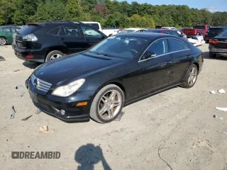 2007 Mercedes-Benz CLS 550 with VIN WDDDJ72X97A107205, listed as a Copart auction lot 70282894 with 69,433 mi miles and Salvage Title. Bid and sale history available at DreamBid. Image 1.